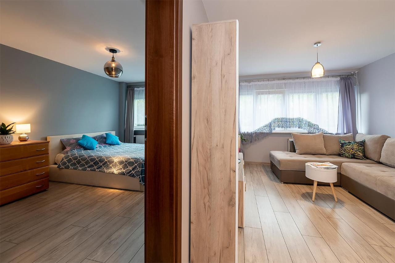 Apartament Lila Apartment *